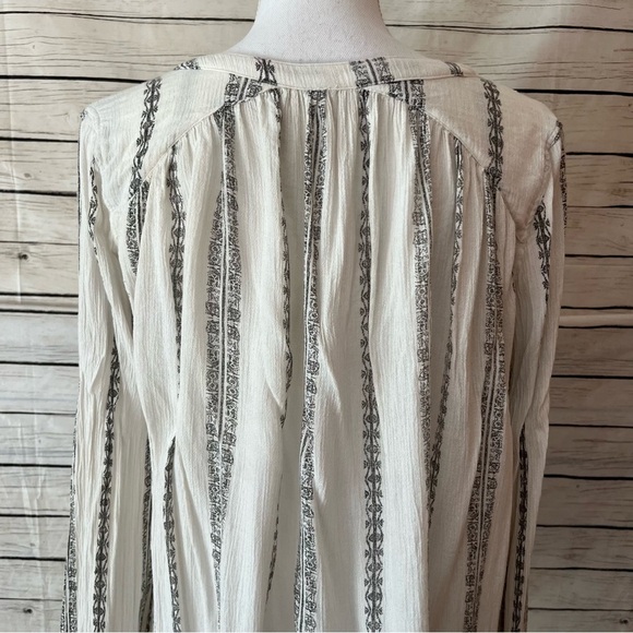 Free People Magic Pullover Top in Vanilla Combo - Picture 9 of 13